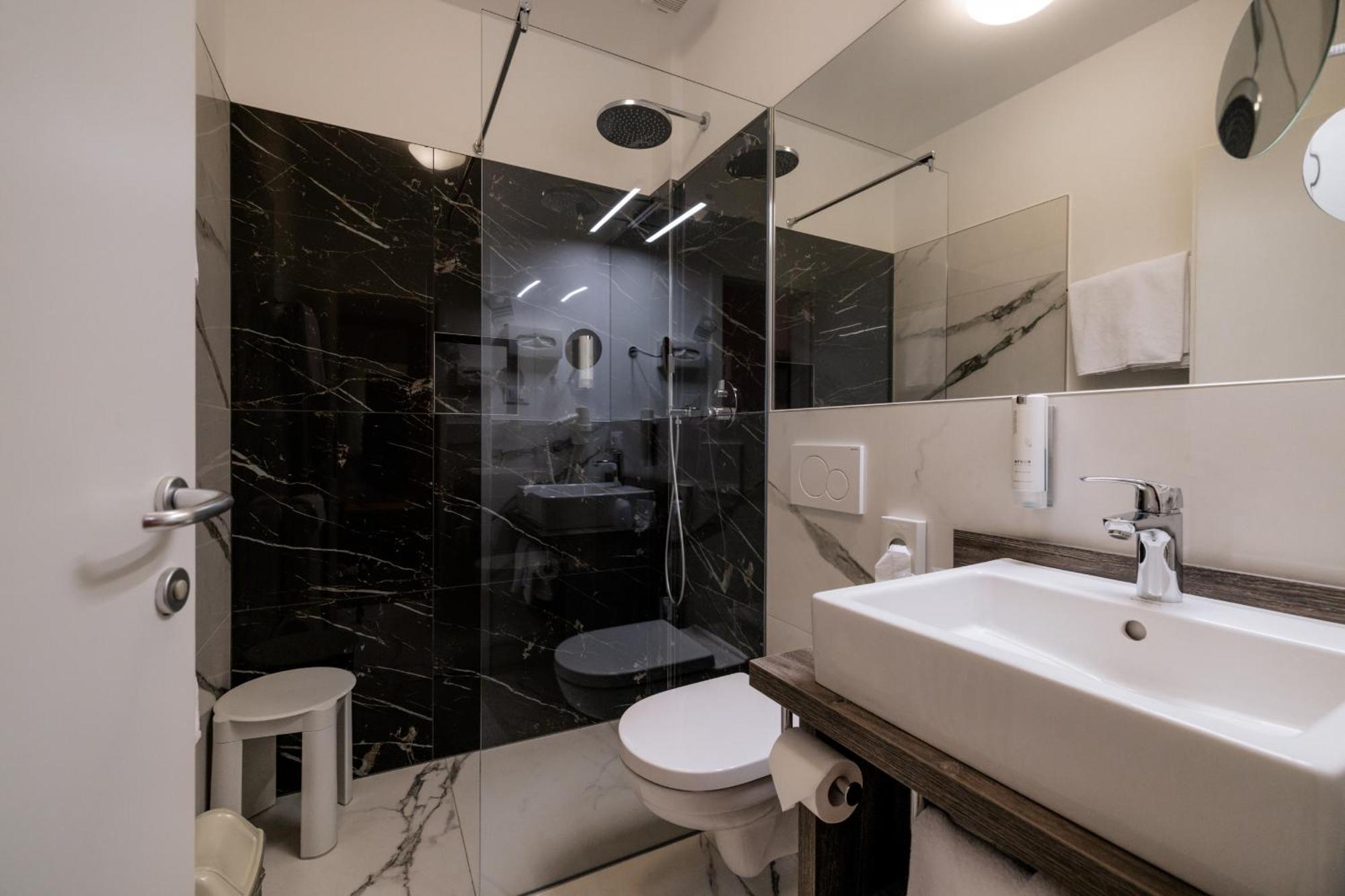 Hotel Kolping Meran Zewnętrze zdjęcie