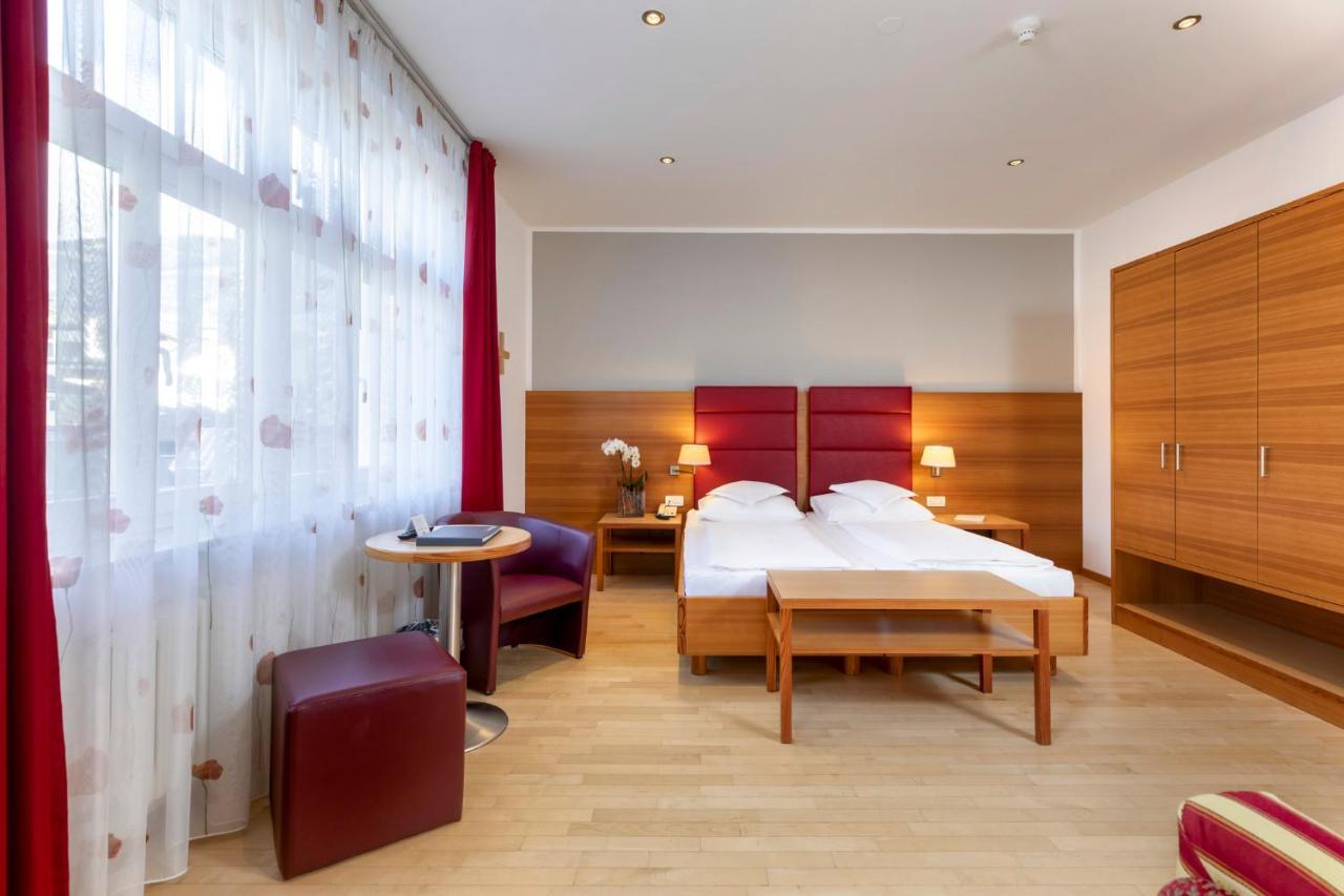 Hotel Kolping Meran Zewnętrze zdjęcie